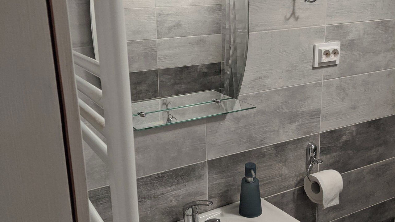 Photo of Bathroom in Calatele