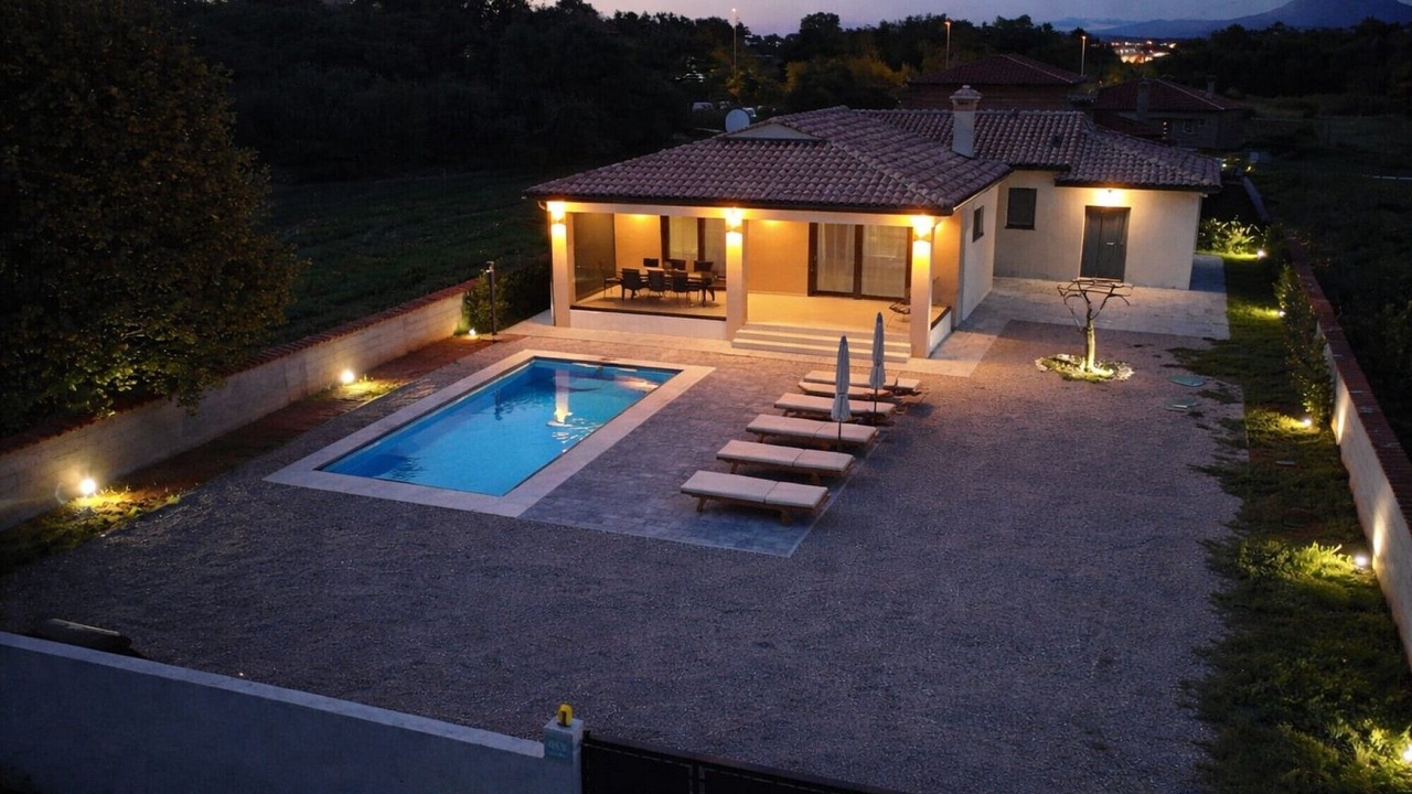 Photo of Outdoor in Kapelica