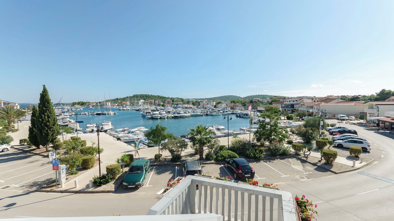 Photo of Outdoor in Jezera