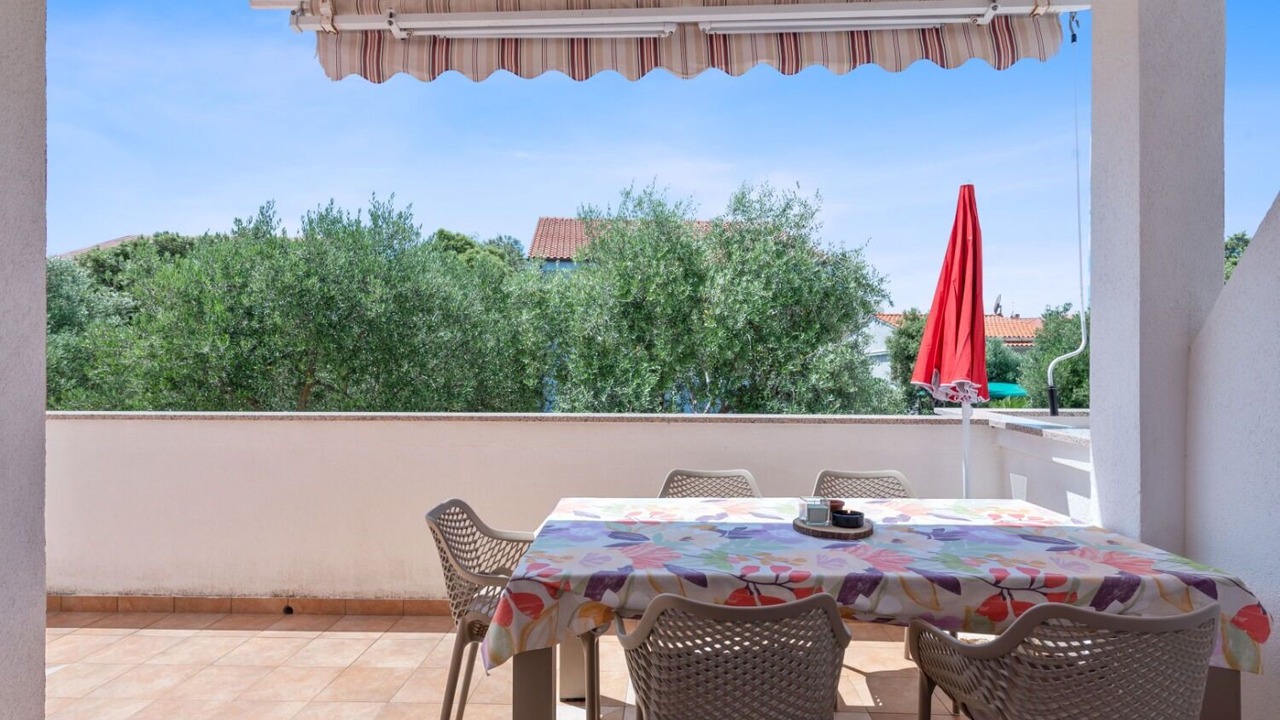 Photo of Outdoor in Mandre
