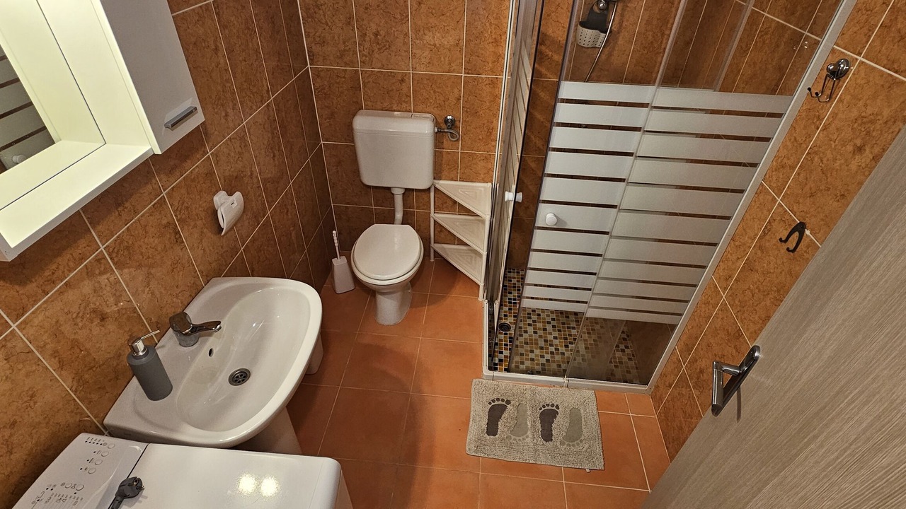 Photo of Bathroom in Silo