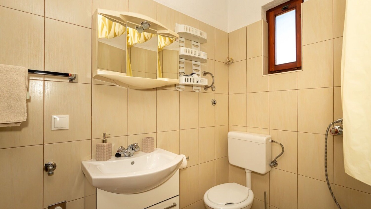 Photo of Bathroom in Supetar