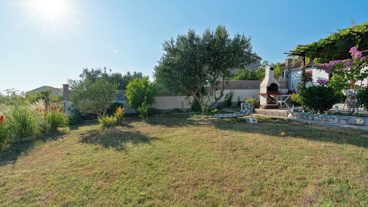 Photo of Outdoor in Rtina