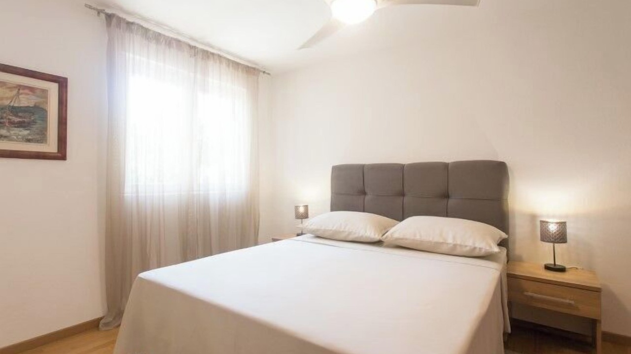 Photo of Bedroom in Okrug Donji