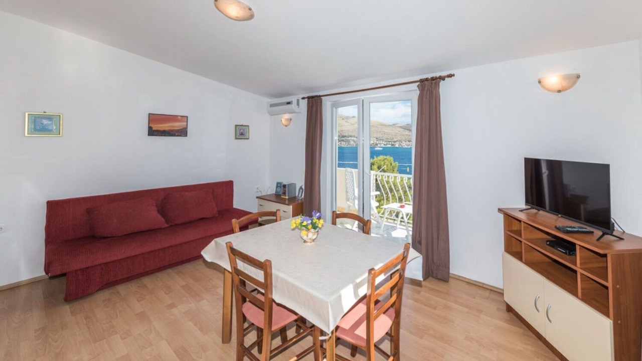 Photo of Livingroom in Okrug Donji