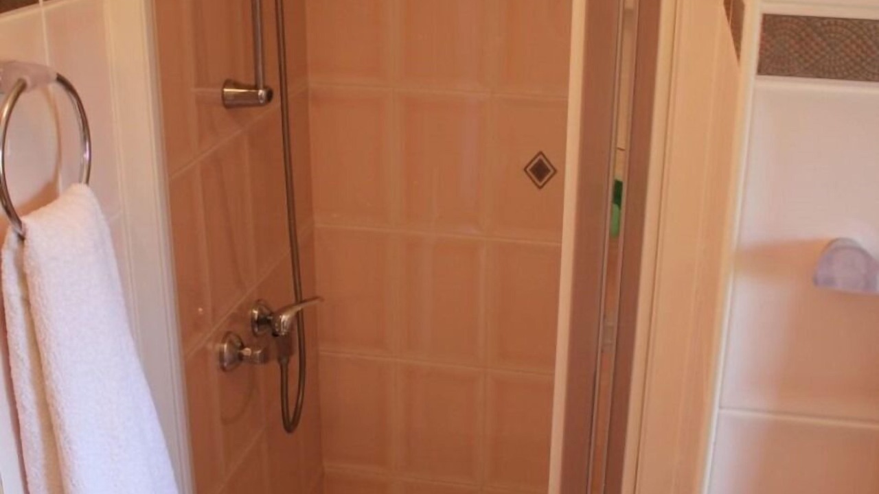 Photo of Bathroom in Lukoran