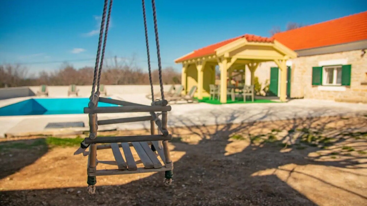 Photo of Outdoor in Oklaj