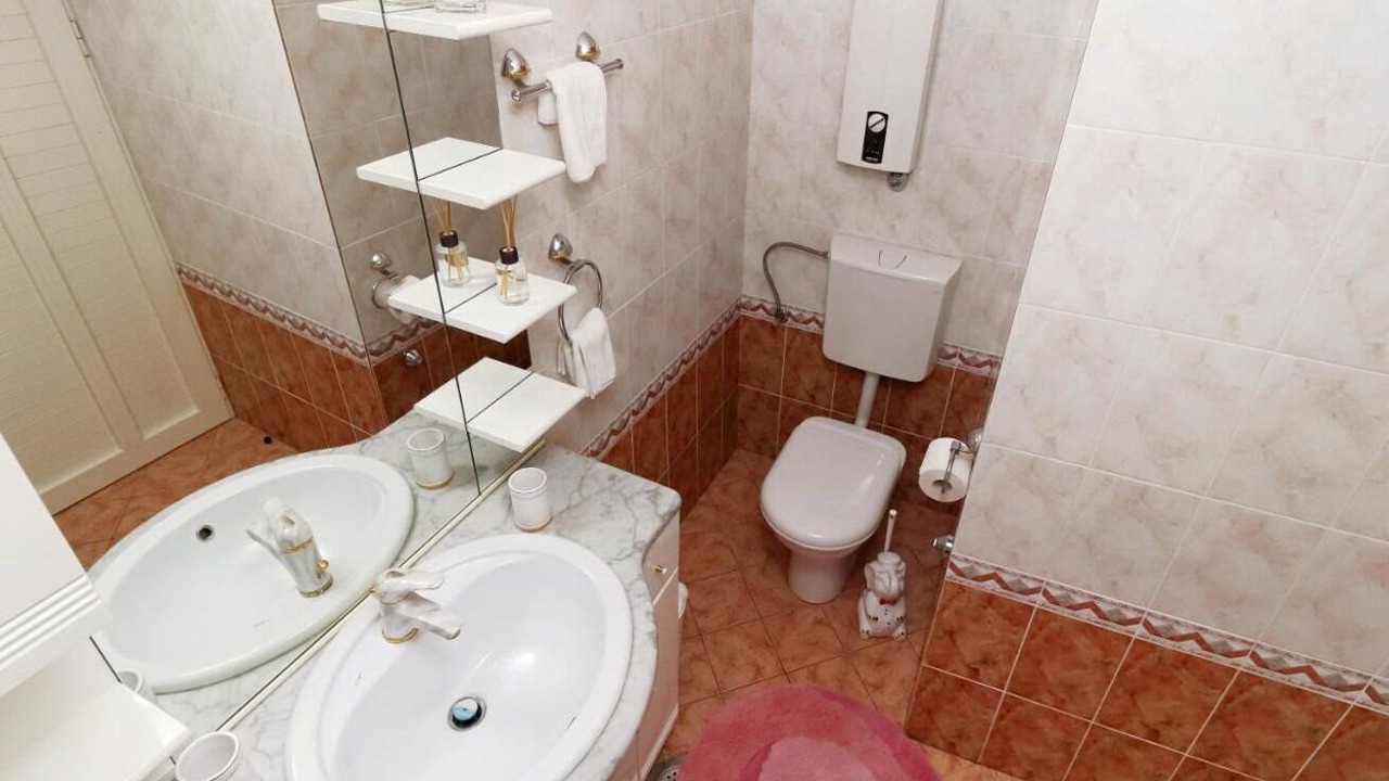 Photo of Bathroom in Bidol