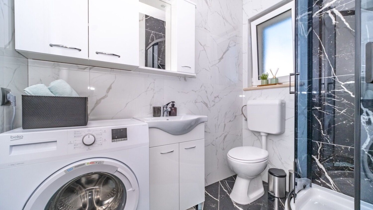 Photo of Bathroom in Praznica