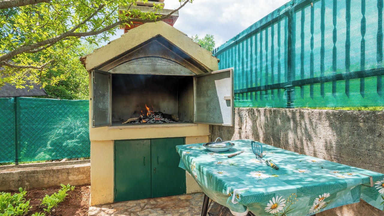 Photo of Outdoor in Srijane
