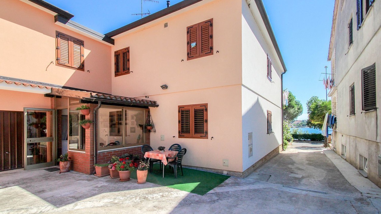 Photo of Outdoor in Karigador