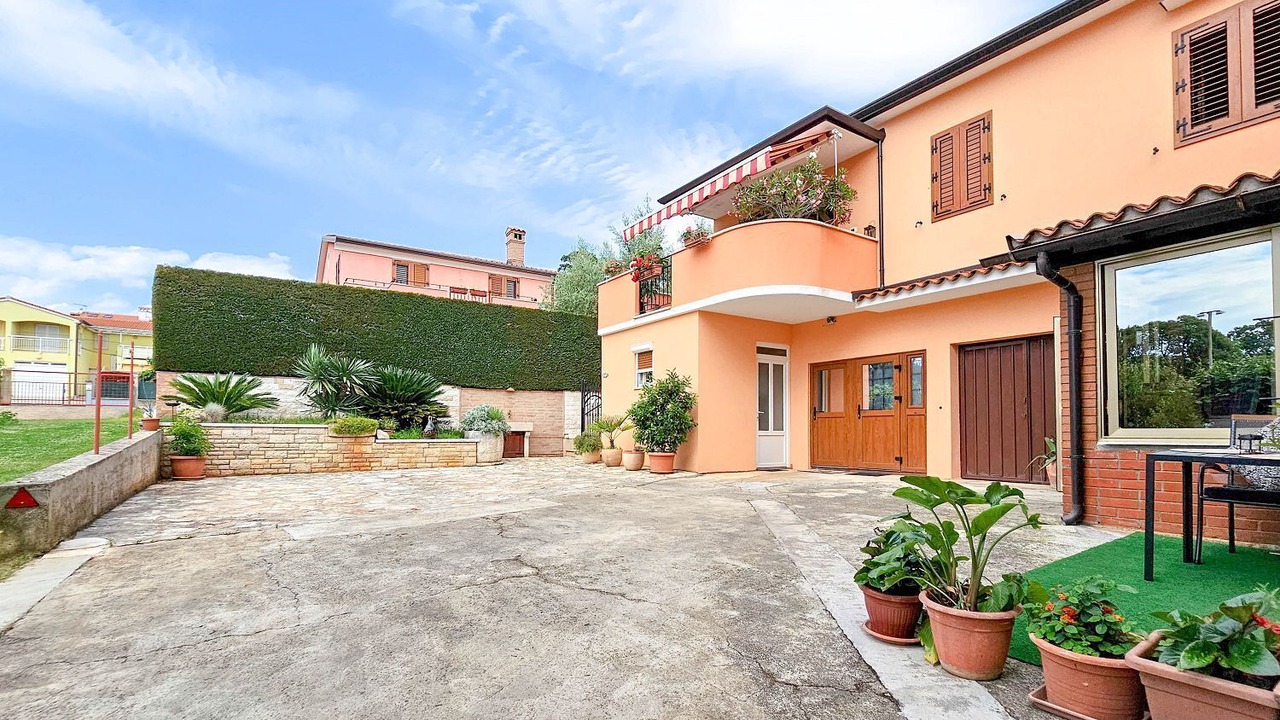 Photo of Outdoor in Karigador