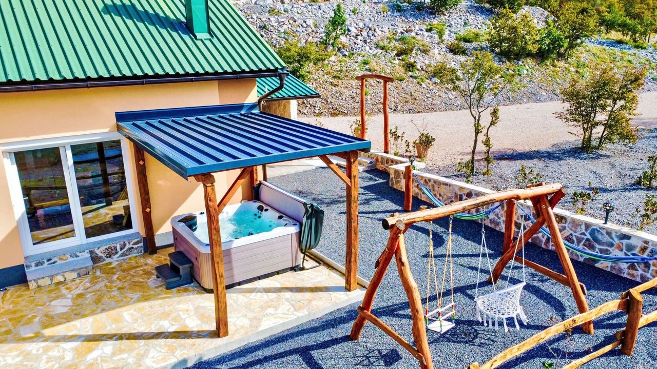 Photo of Outdoor in Karlobag