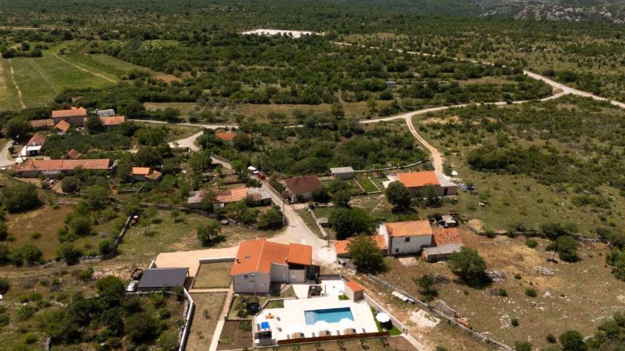 Photo of Outdoor in Bogatic