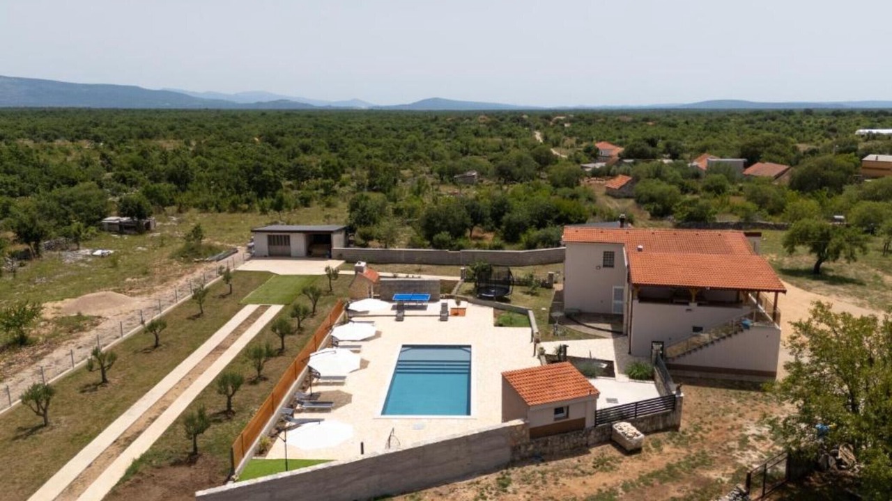 Photo of Outdoor in Bogatic