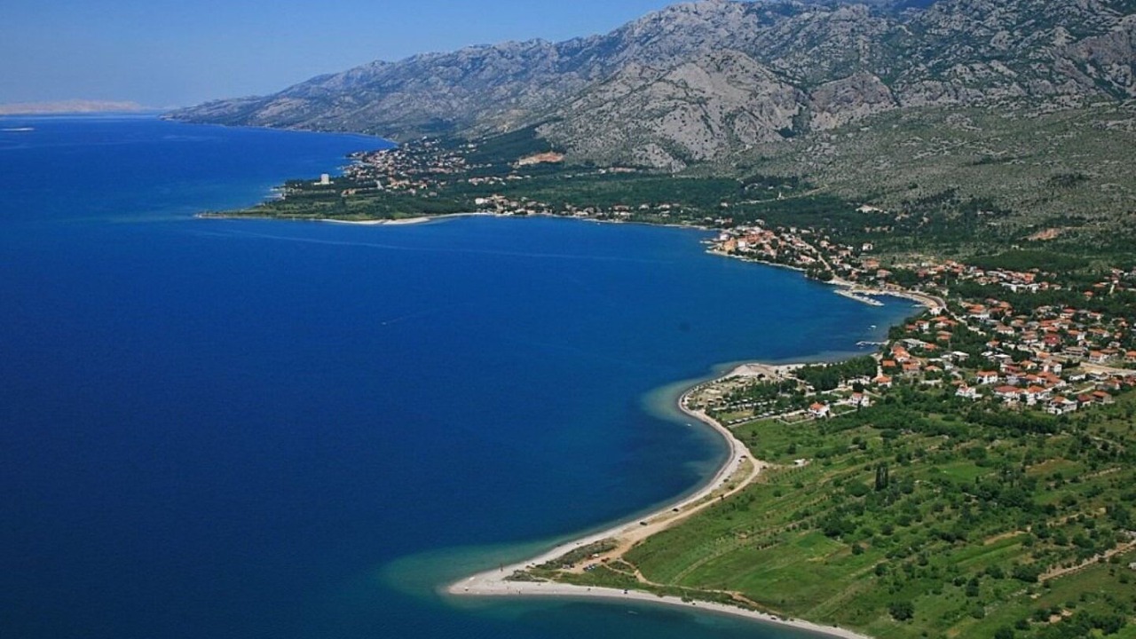 Photo of Outdoor in Seline