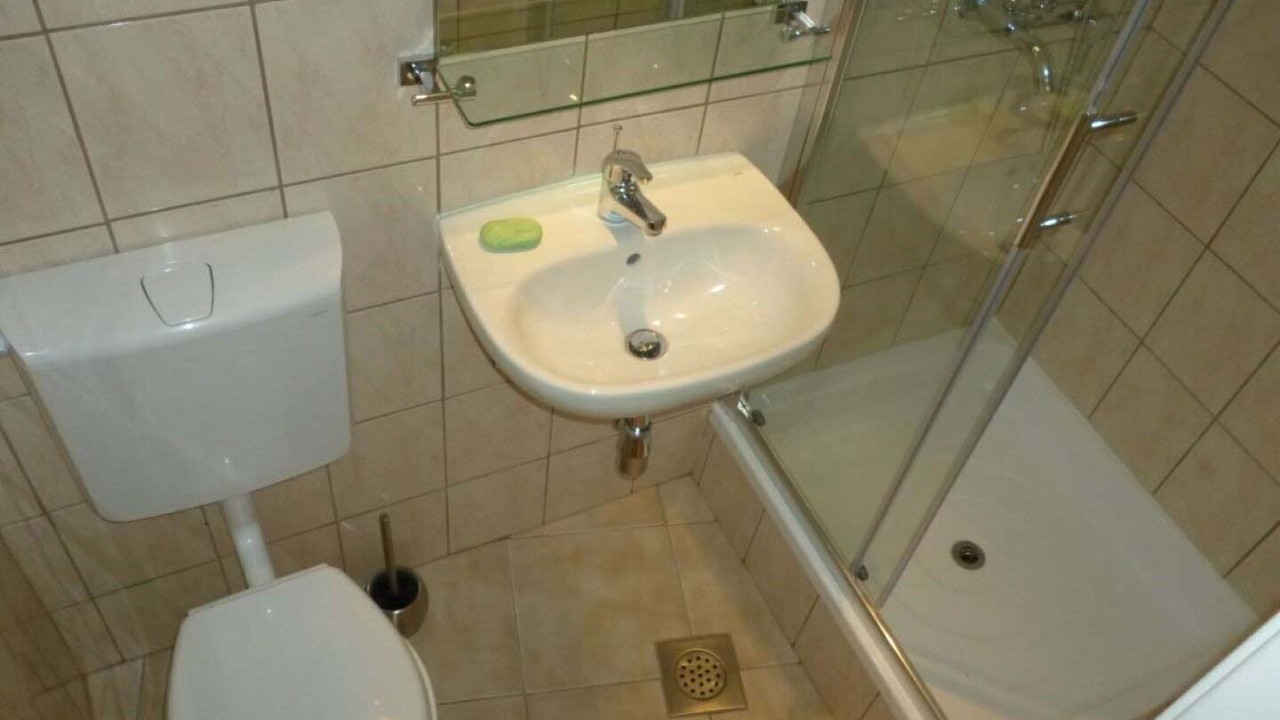 Photo of Bathroom in Seline