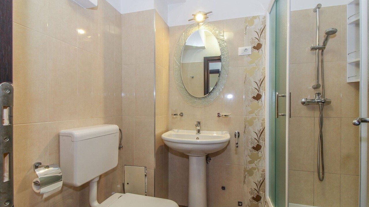 Photo of Bathroom in Gracisce