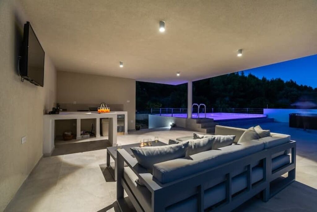 Photo of Patio Balcony in Prizba