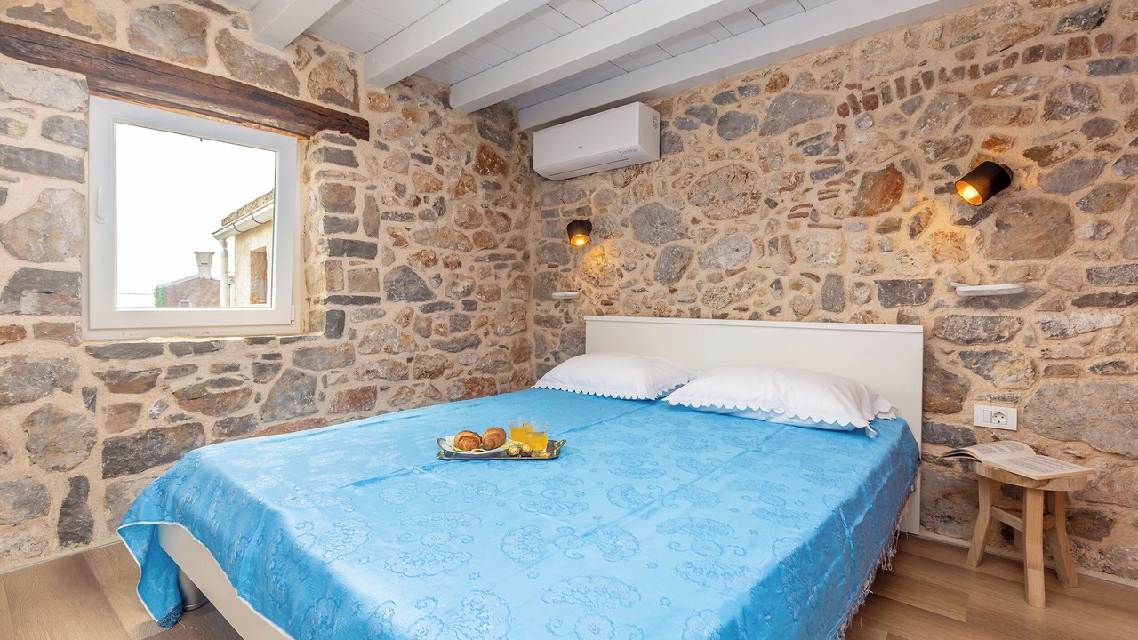 Photo of Bedroom in Brzac