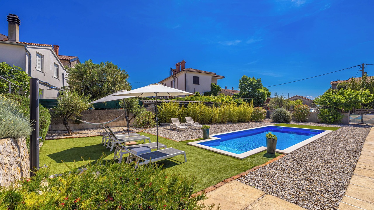 Photo of Outdoor in Brzac