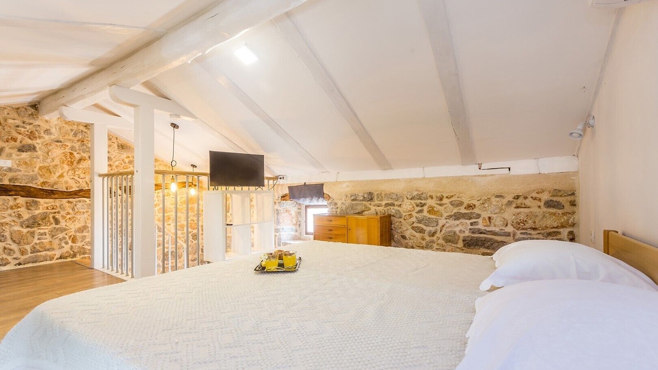 Photo of Bedroom in Brzac