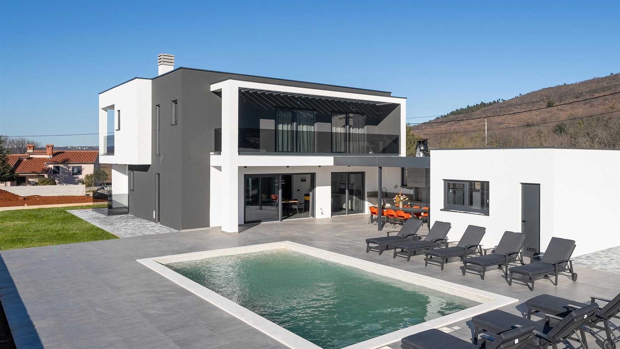 Photo of Outdoor in Brgod