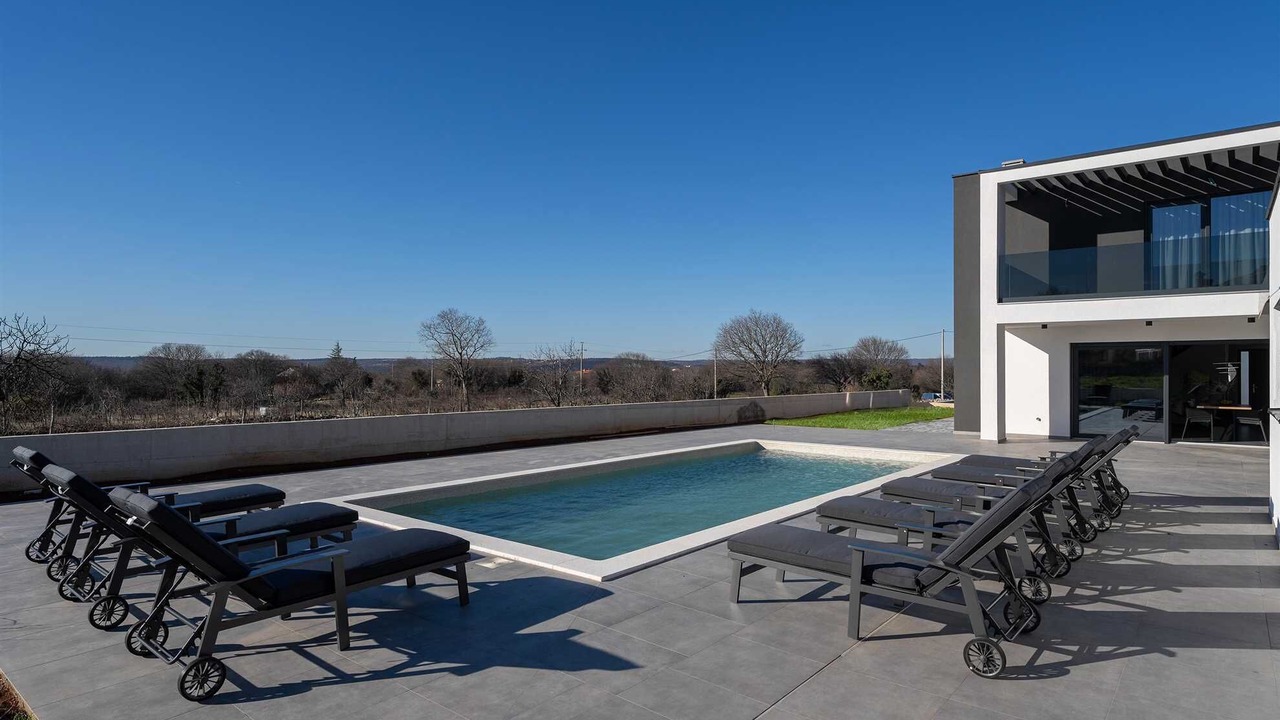 Photo of Outdoor in Brgod