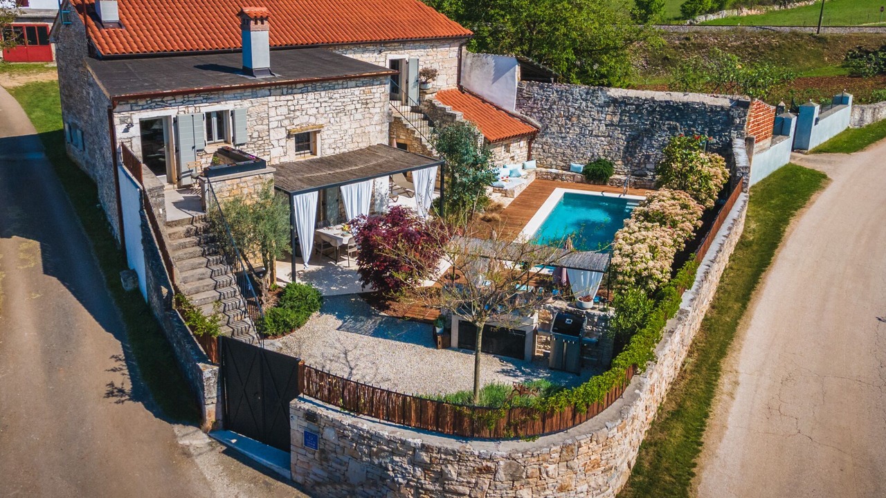 Photo of Outdoor in Zminj