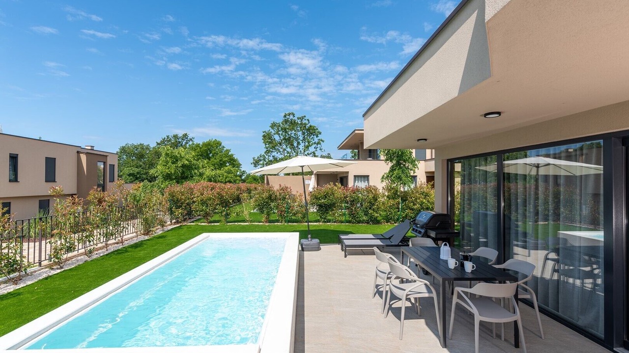 Photo of Outdoor in Karigador