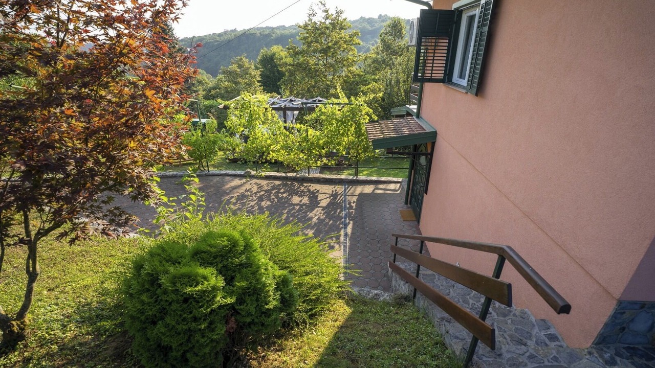 Photo of Outdoor in Netretic