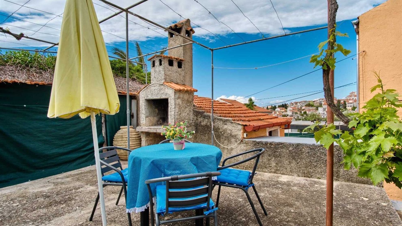 Photo of Outdoor in Cove Murtar