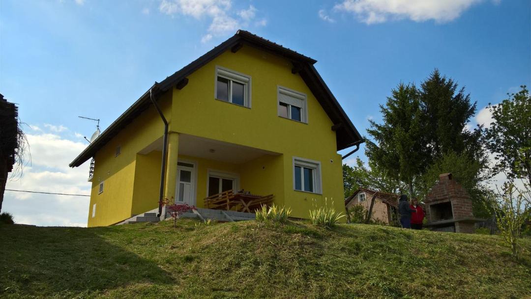 Photo of Buildings in Grabrovnik