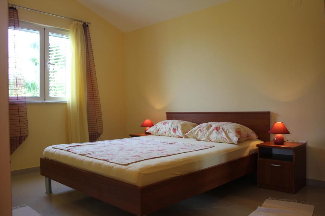 Photo of Bedroom in Muline