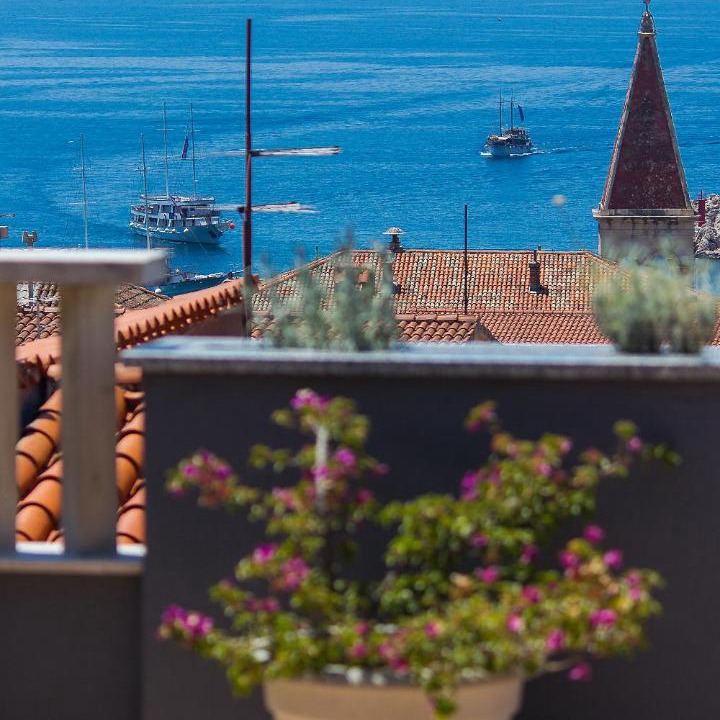 Photo of Patio Balcony in Bidol