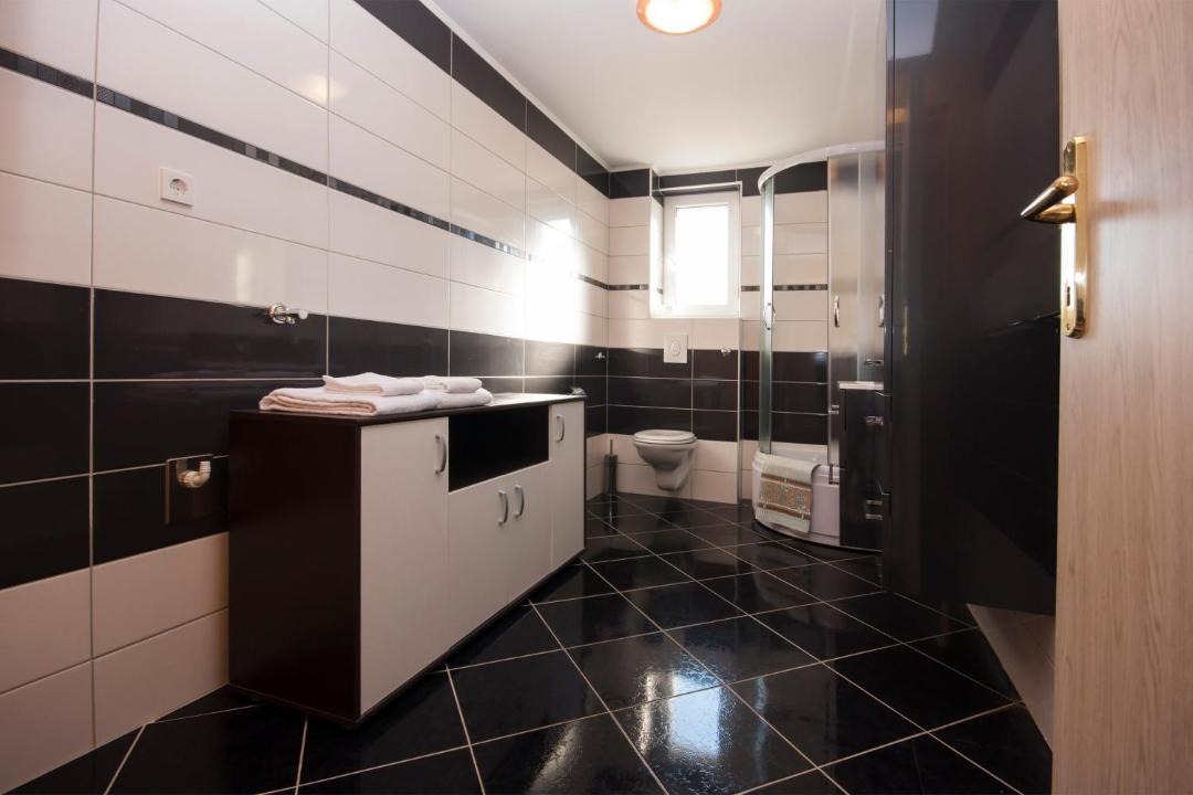 Photo of Kitchen in Brodarica