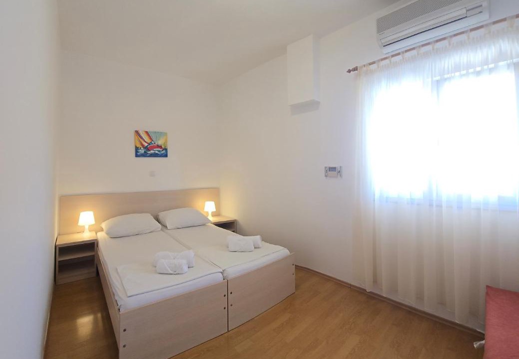 Photo of Bedroom in Srima