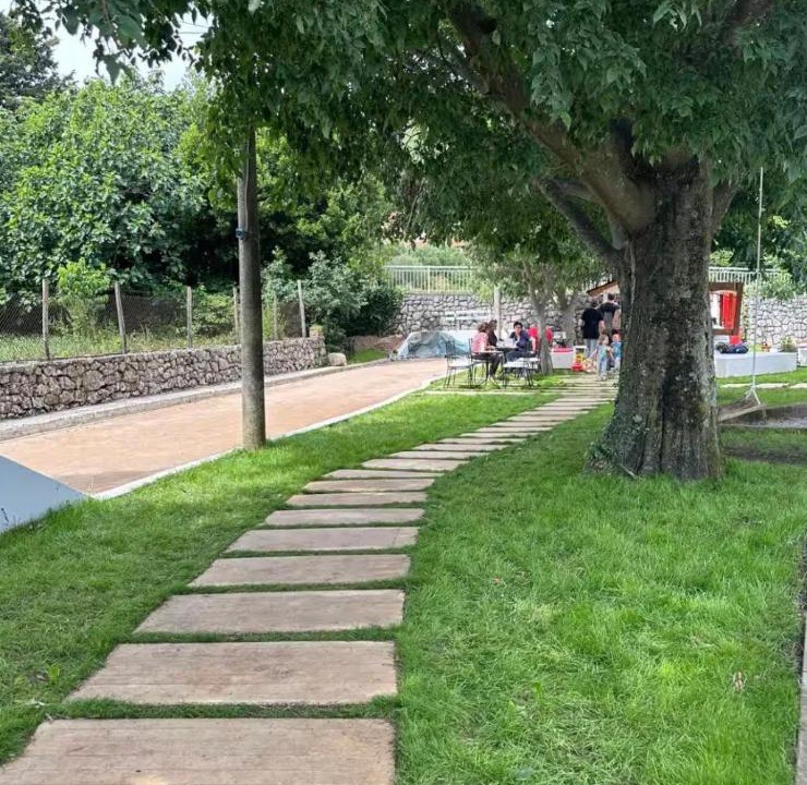 Photo of Outdoor in Brsec