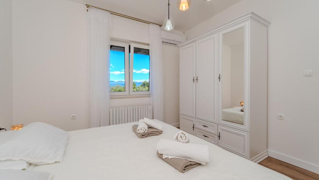 Photo of Bedroom in Bregi