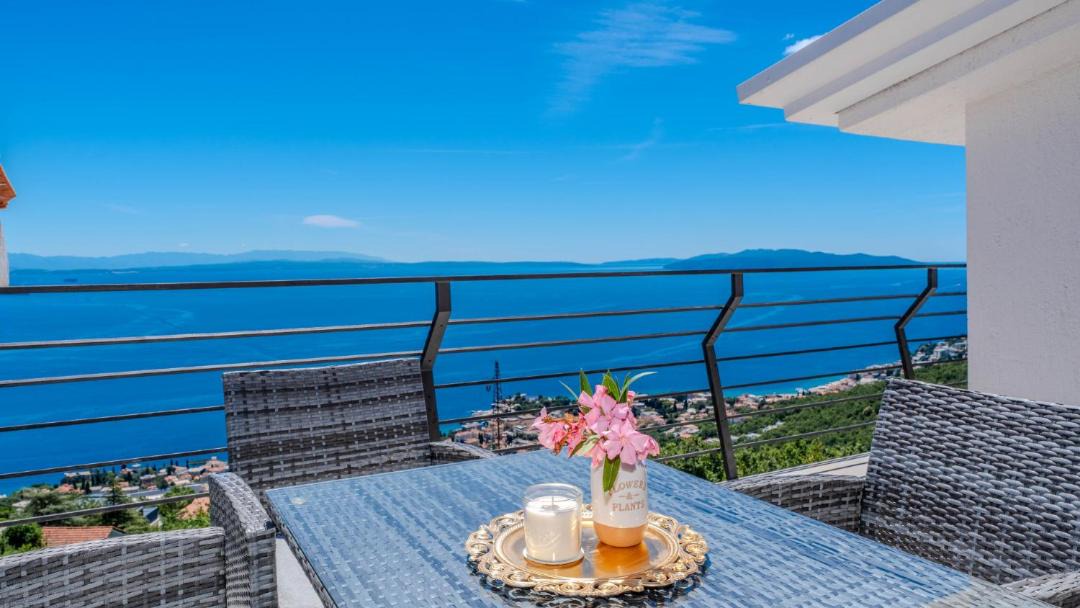 Photo of Patio Balcony in Bregi