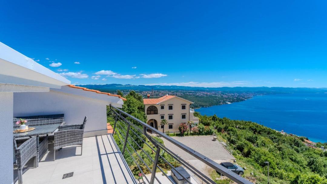 Photo of Patio Balcony in Bregi