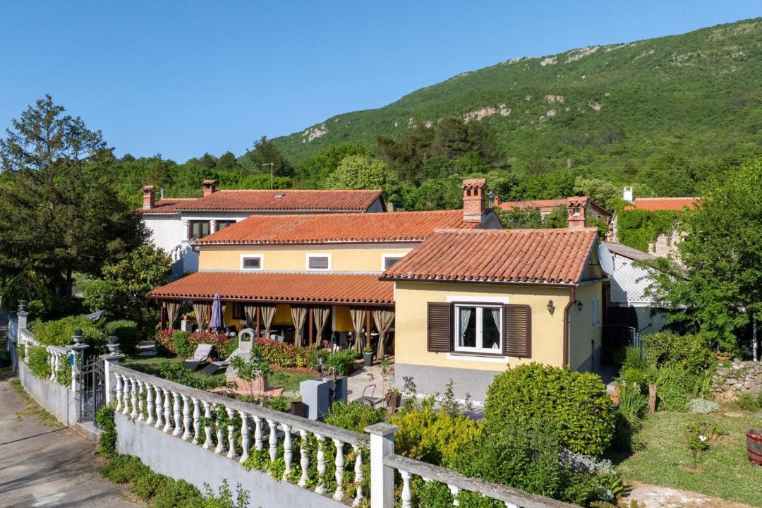 Photo of Others in Plomin Luka