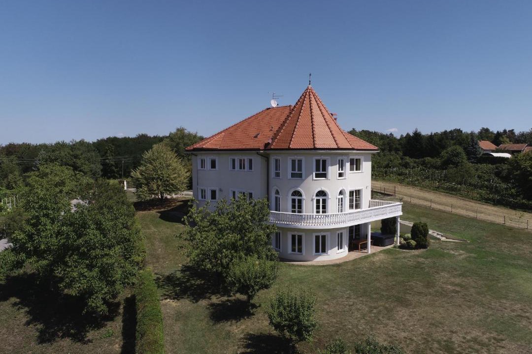Photo of Others in Jakovlje