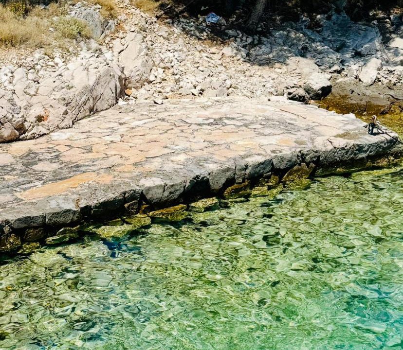 Photo of Others in Cove Osibova (Milna)