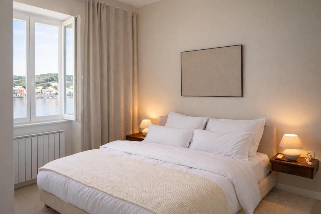 Photo of Bedroom in Vis