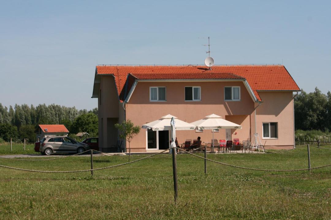 Photo of Others in Bilje
