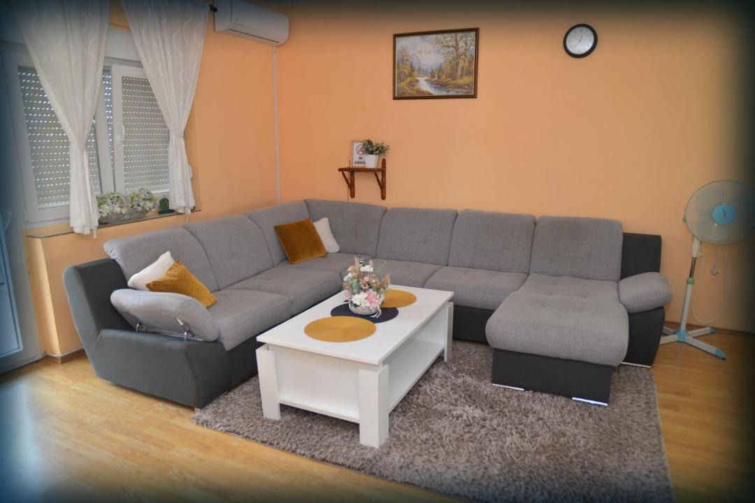 Photo of Livingroom in Sotin