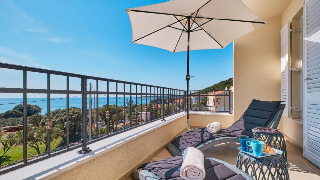 Photo of Patio Balcony in Miholascica