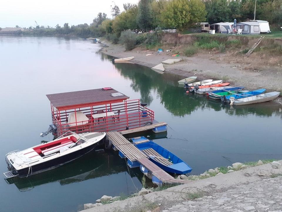 Photo of Others in Bosanski Samac