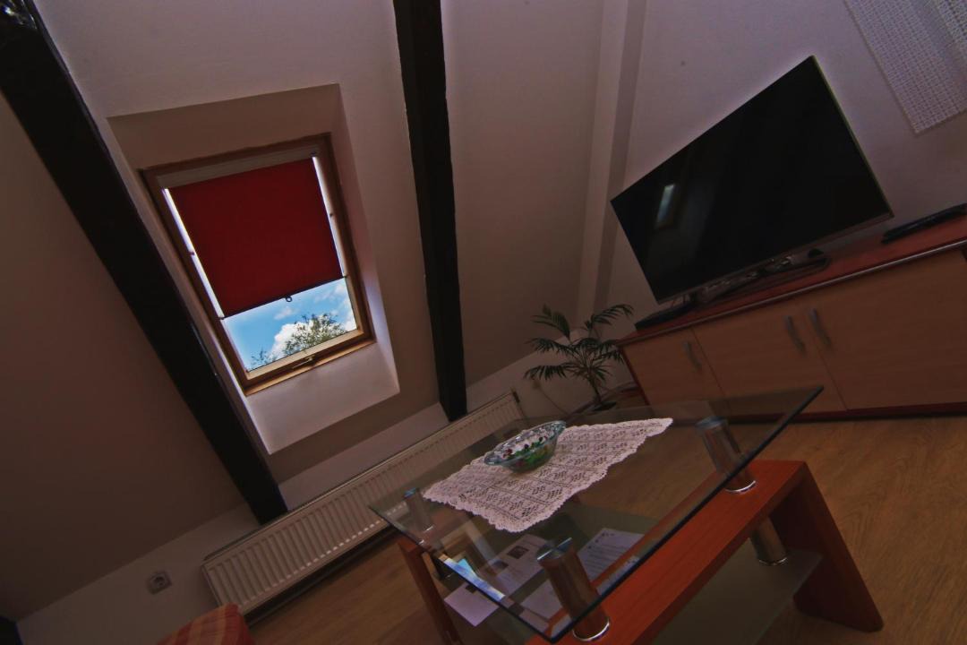 Photo of Others in Fuzine